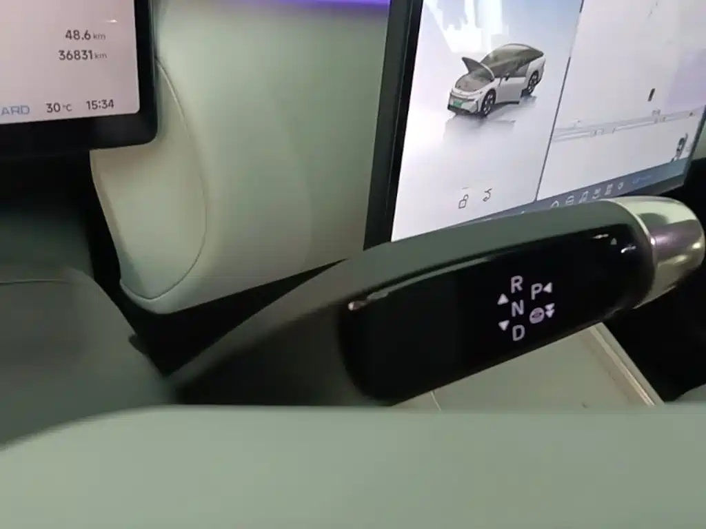 XPeng P7+