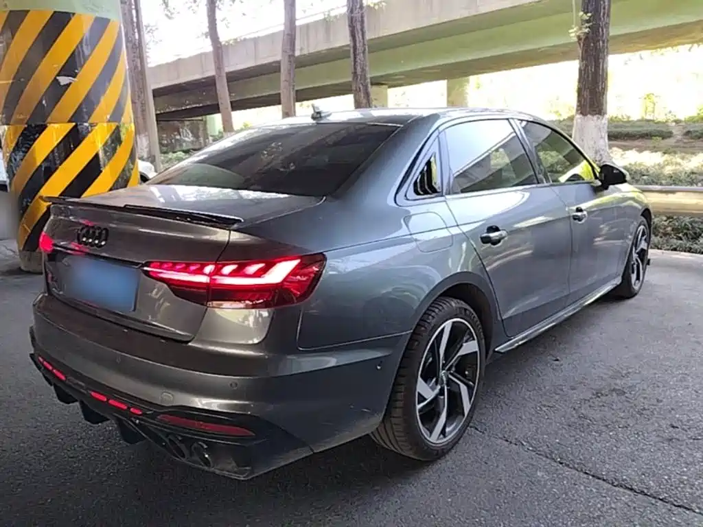 Audi A4L