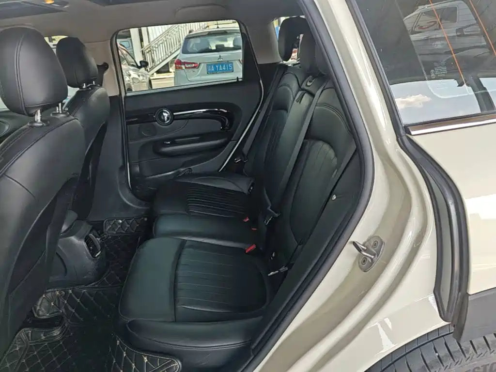 MINI Mini Clubman