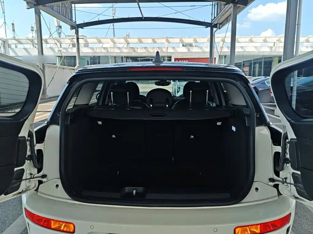 MINI Mini Clubman