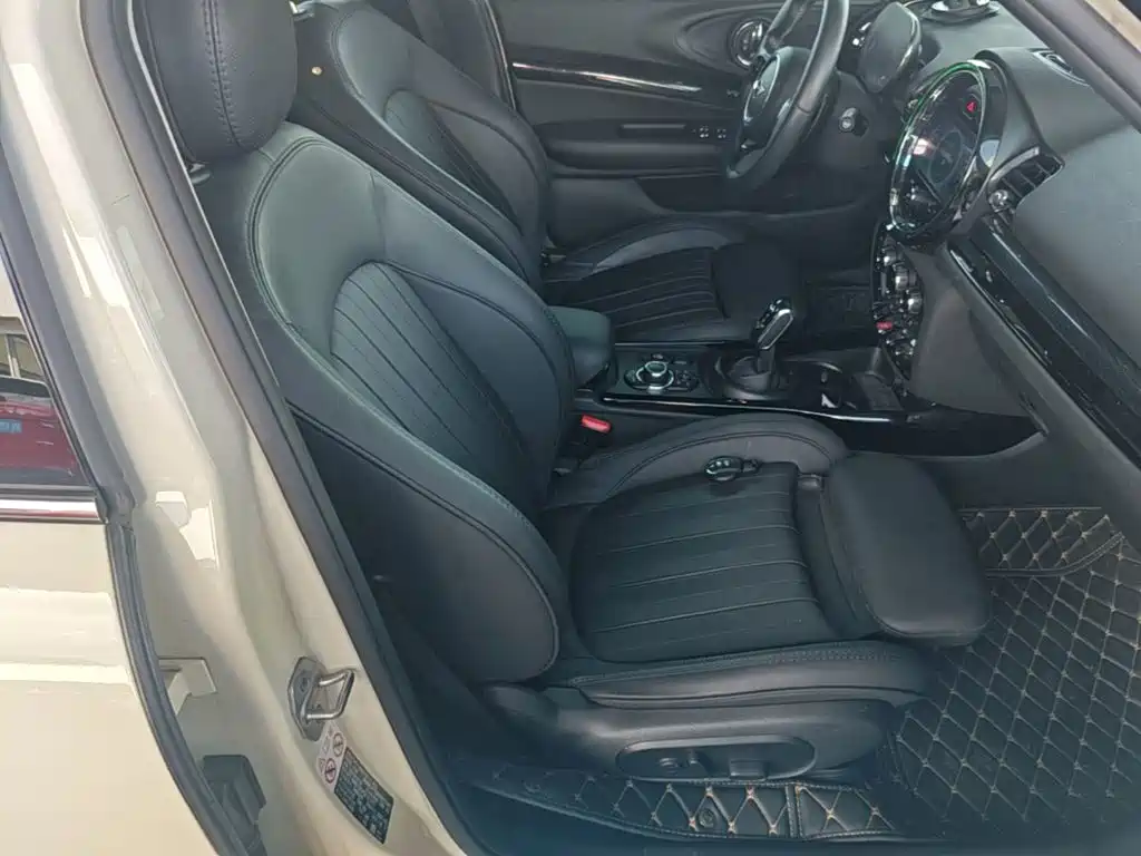 MINI Mini Clubman