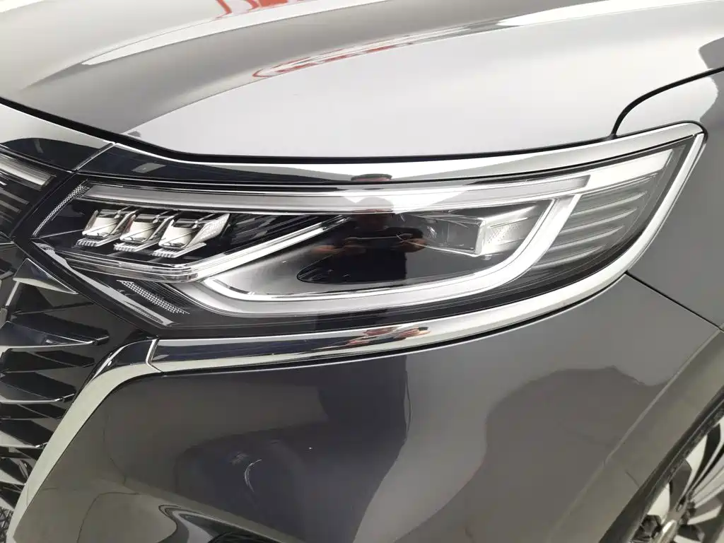Roewe iMAX8 New Energy