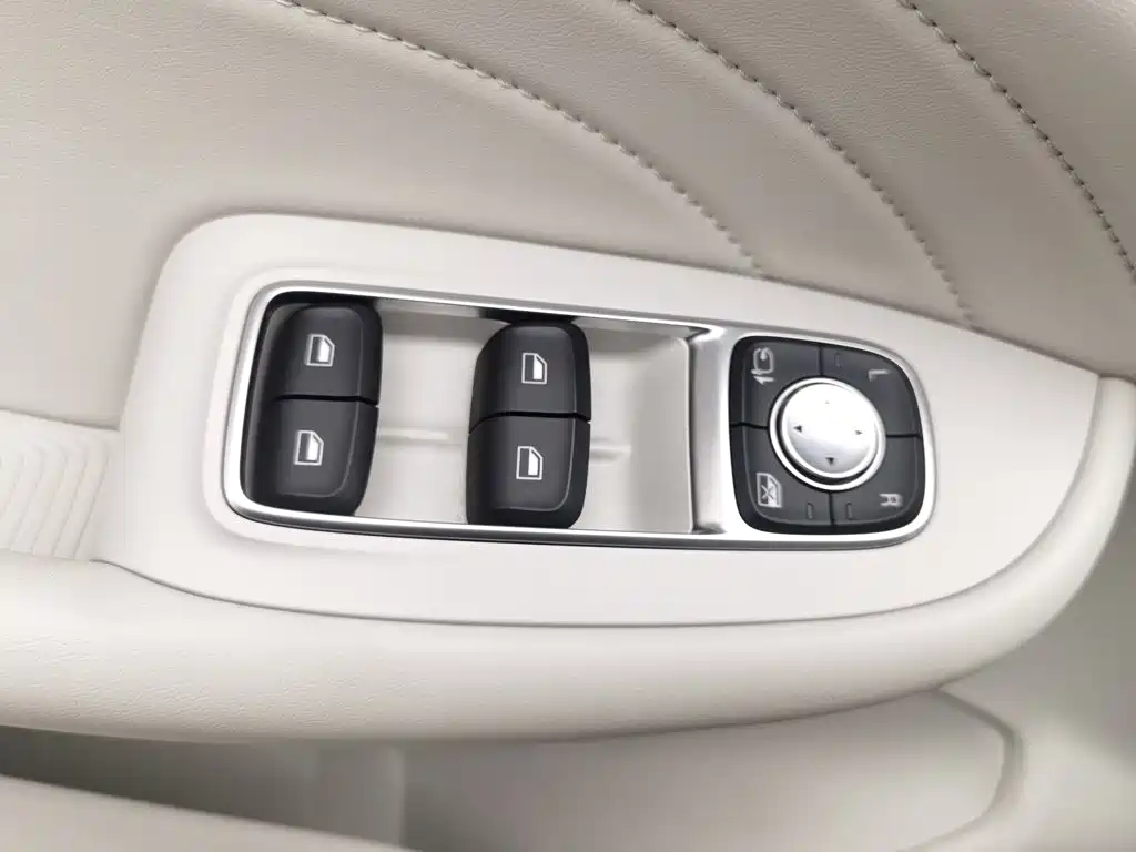 Roewe iMAX8 New Energy