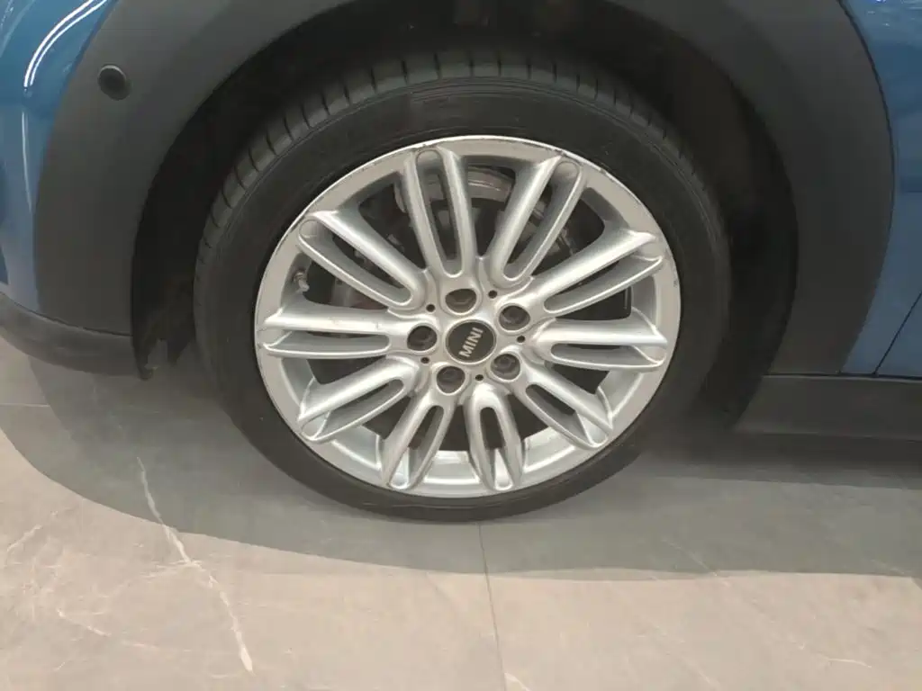 MINI Mini