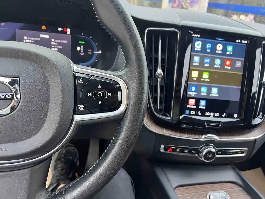 Volvo XC60 PHEV