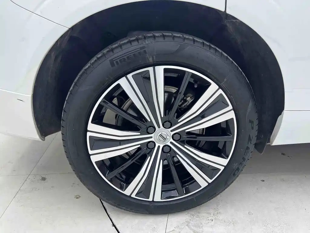 Volvo XC60 PHEV