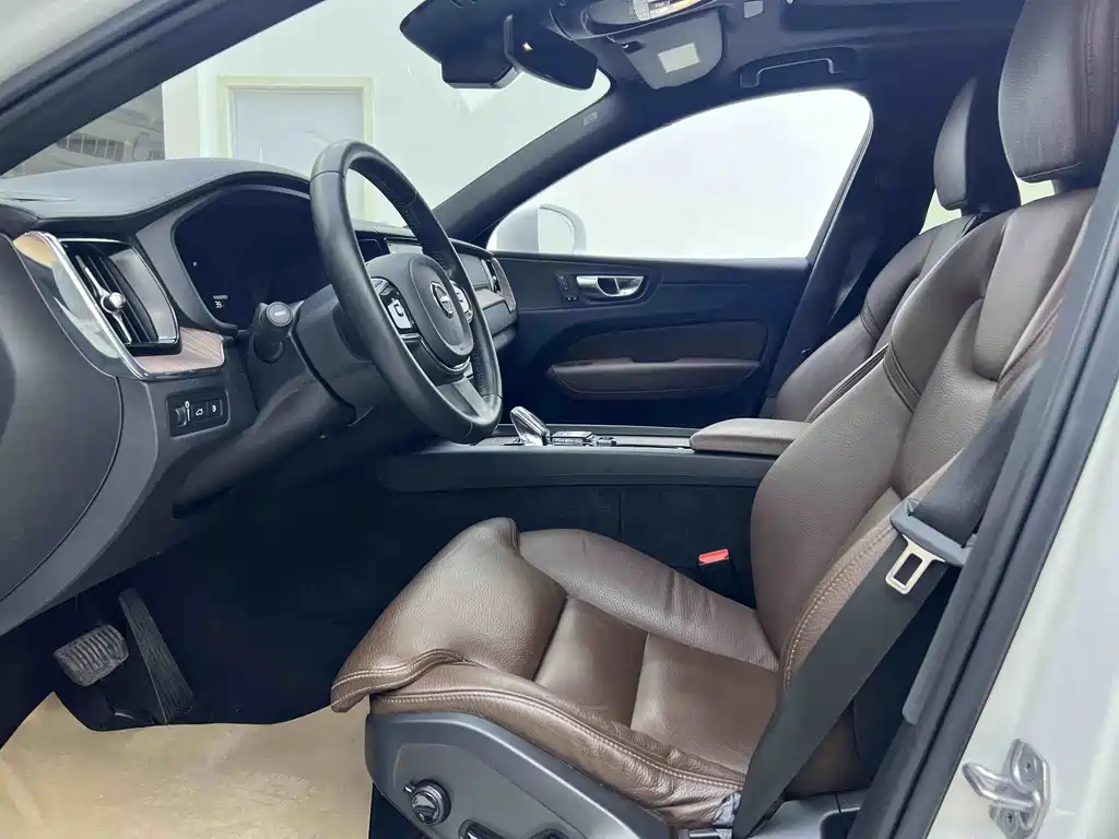 Volvo XC60 PHEV