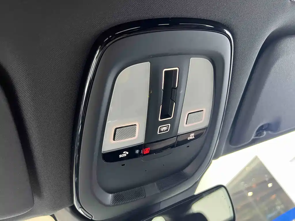 Volvo XC60 PHEV