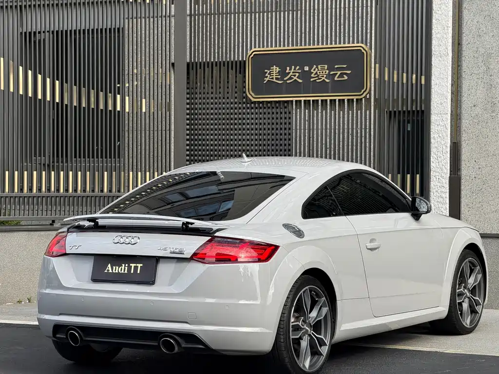 Audi TT