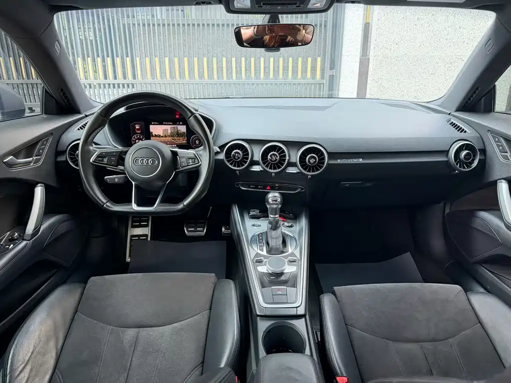 Audi TT