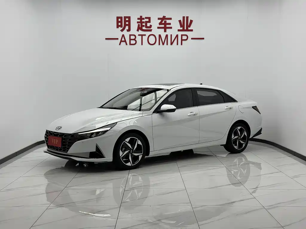 Hyundai Elantra