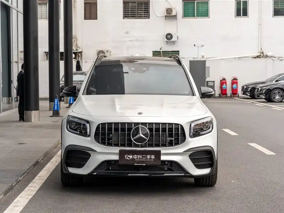 Mercedes-Benz GLB AMG