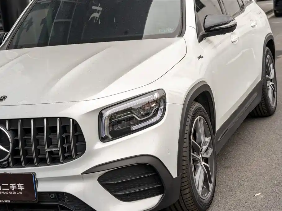 Mercedes-Benz GLB AMG