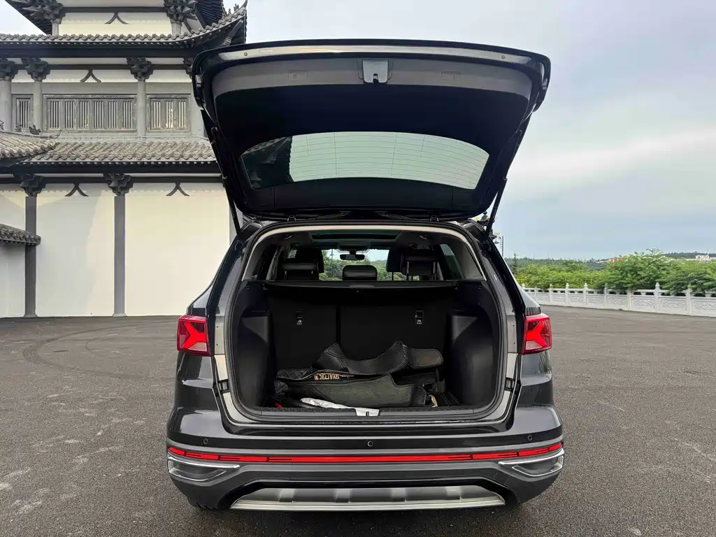 Jetta VS7