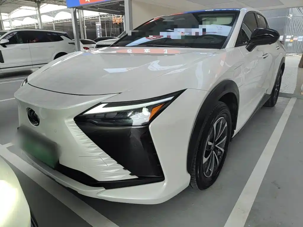 Lexus RZ