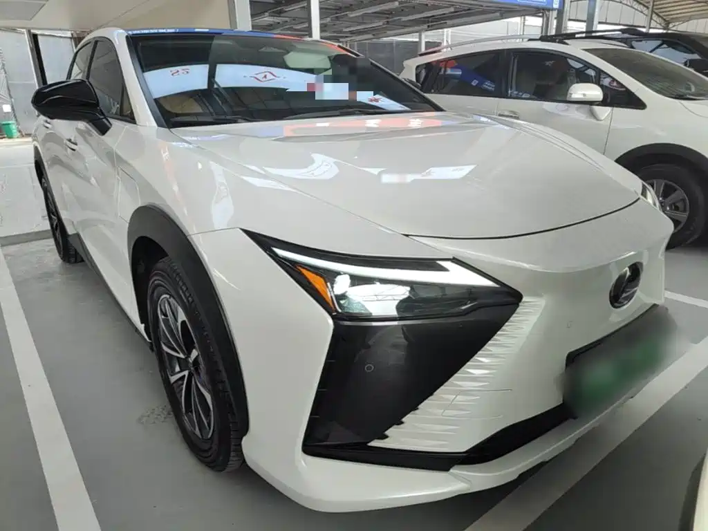 Lexus RZ