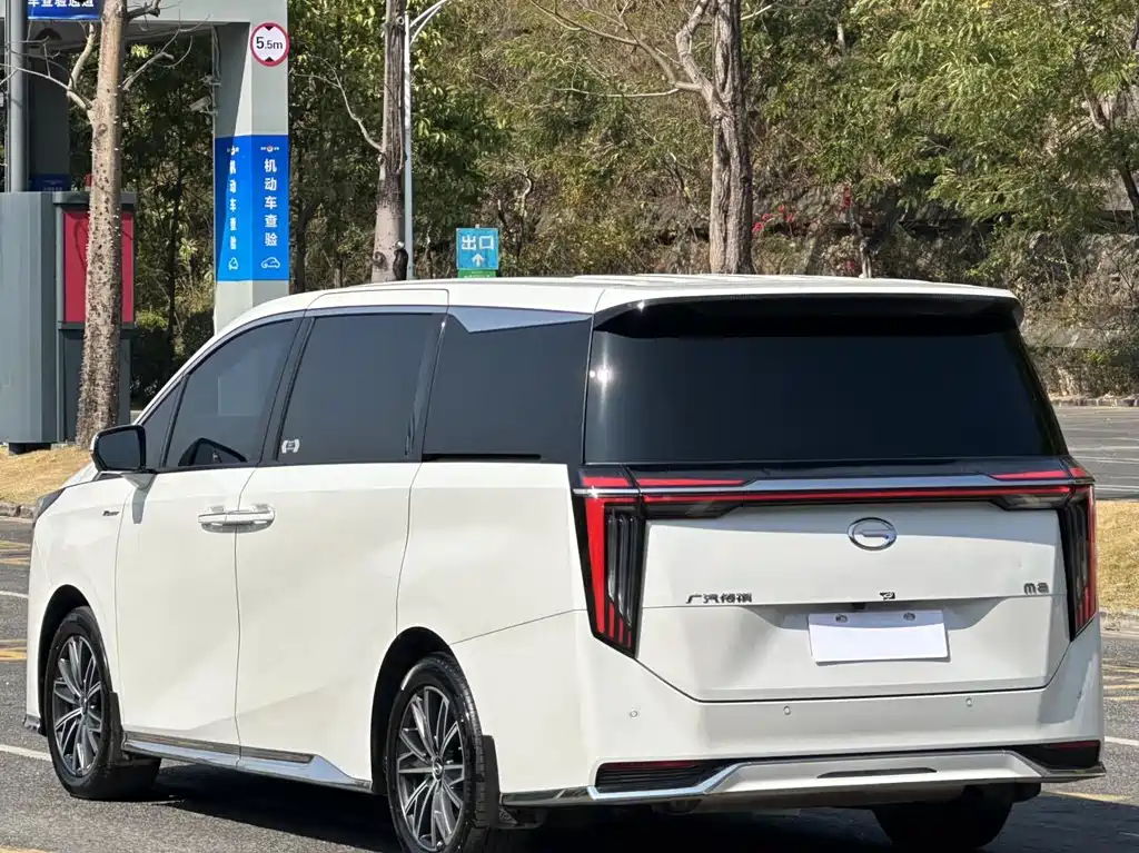GAC Motor Trumpchi M8