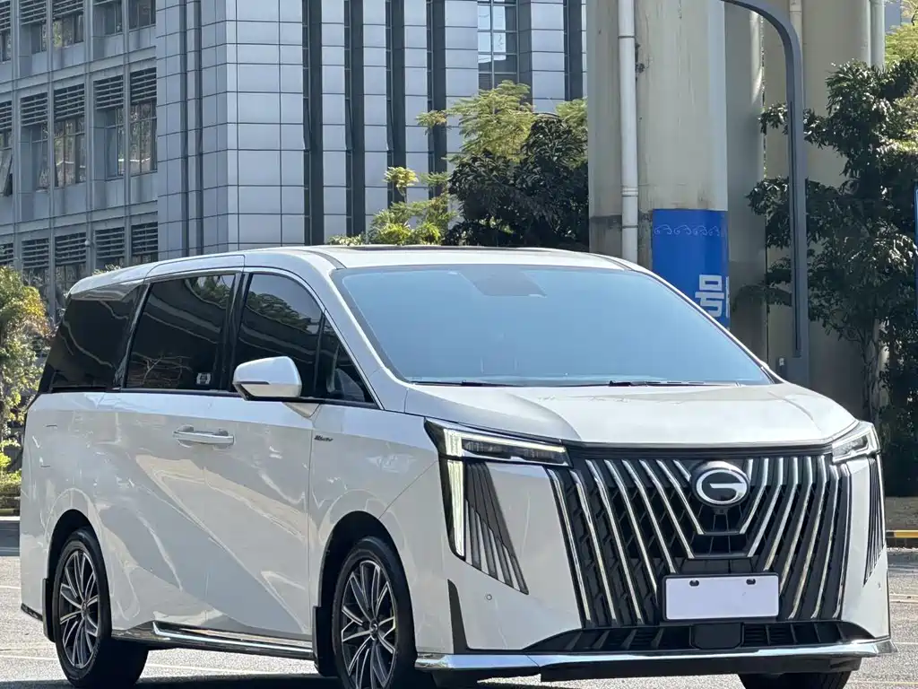 GAC Motor Trumpchi M8