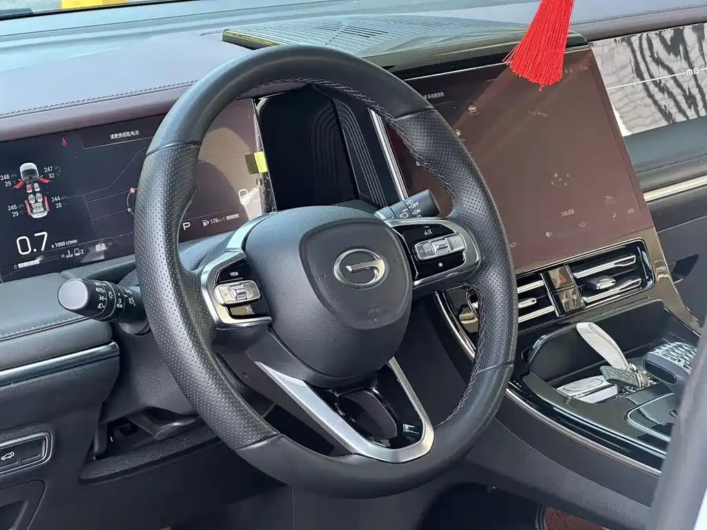 GAC Motor Trumpchi M8