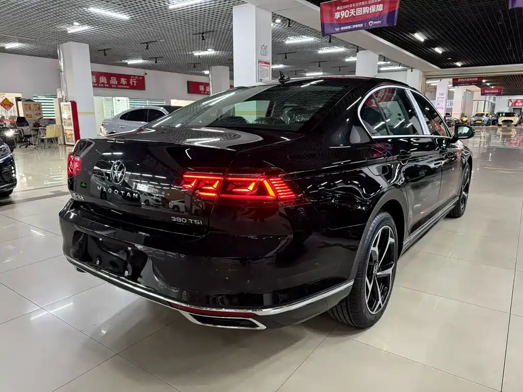 Volkswagen Magotan