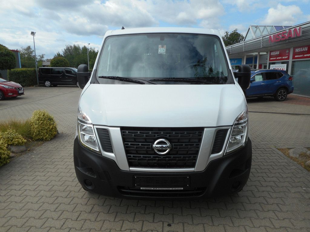 Nissan NV400