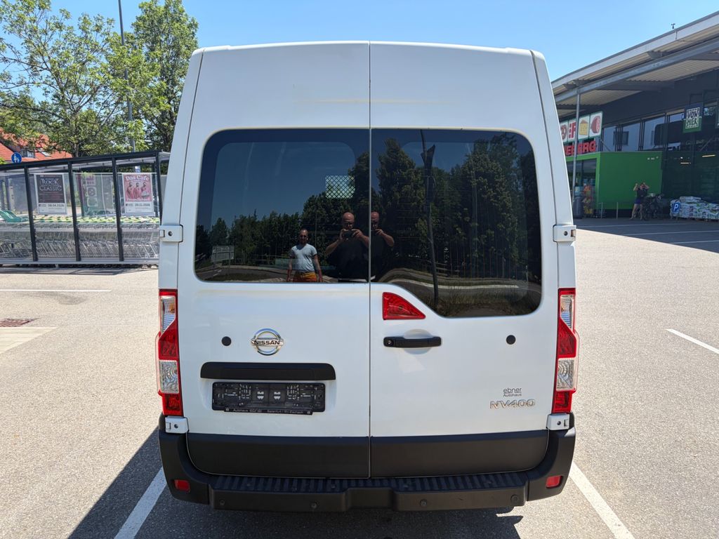 Nissan NV400