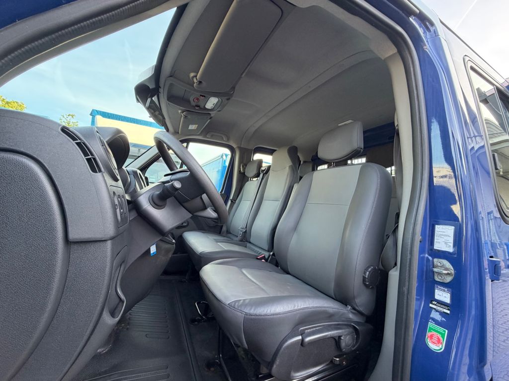 Nissan NV400