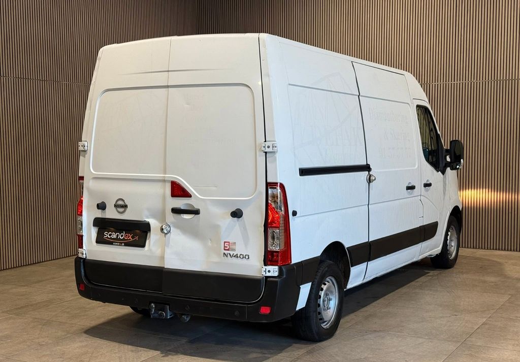 Nissan NV400