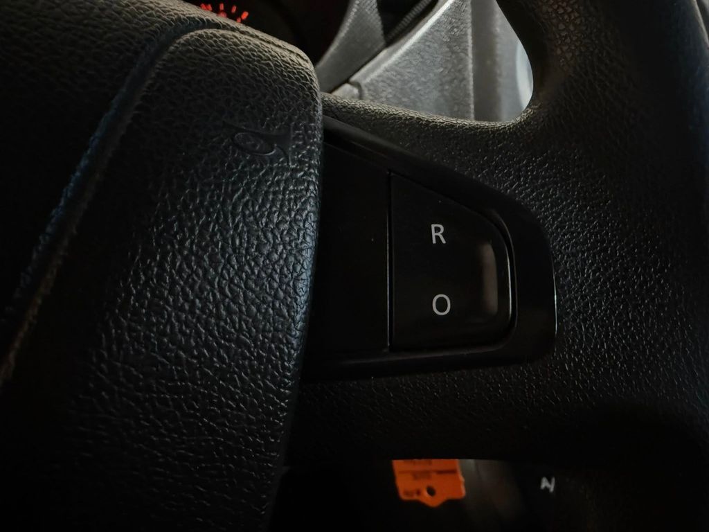 Nissan NV400