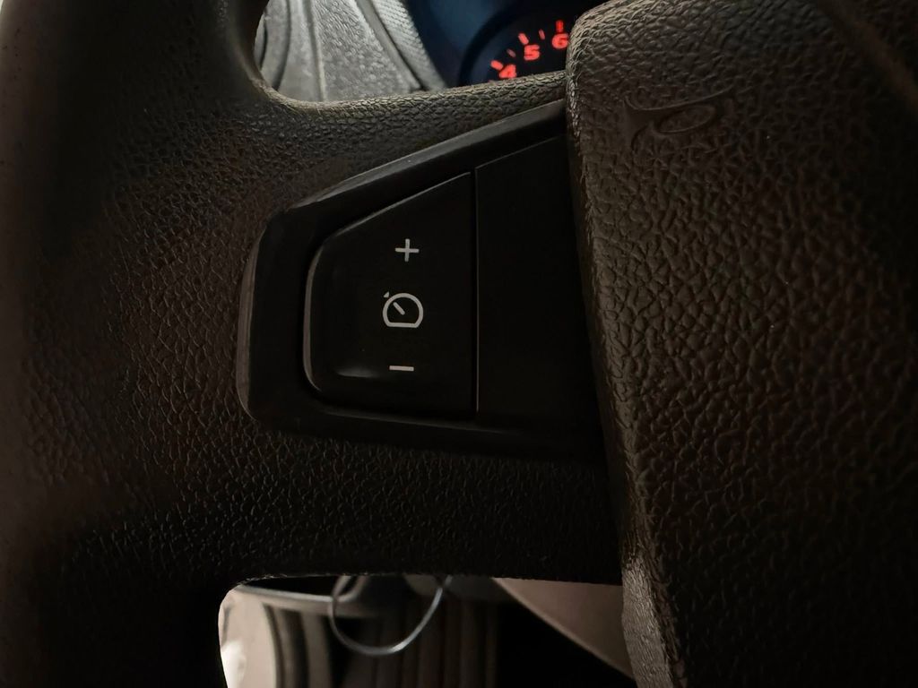 Nissan NV400
