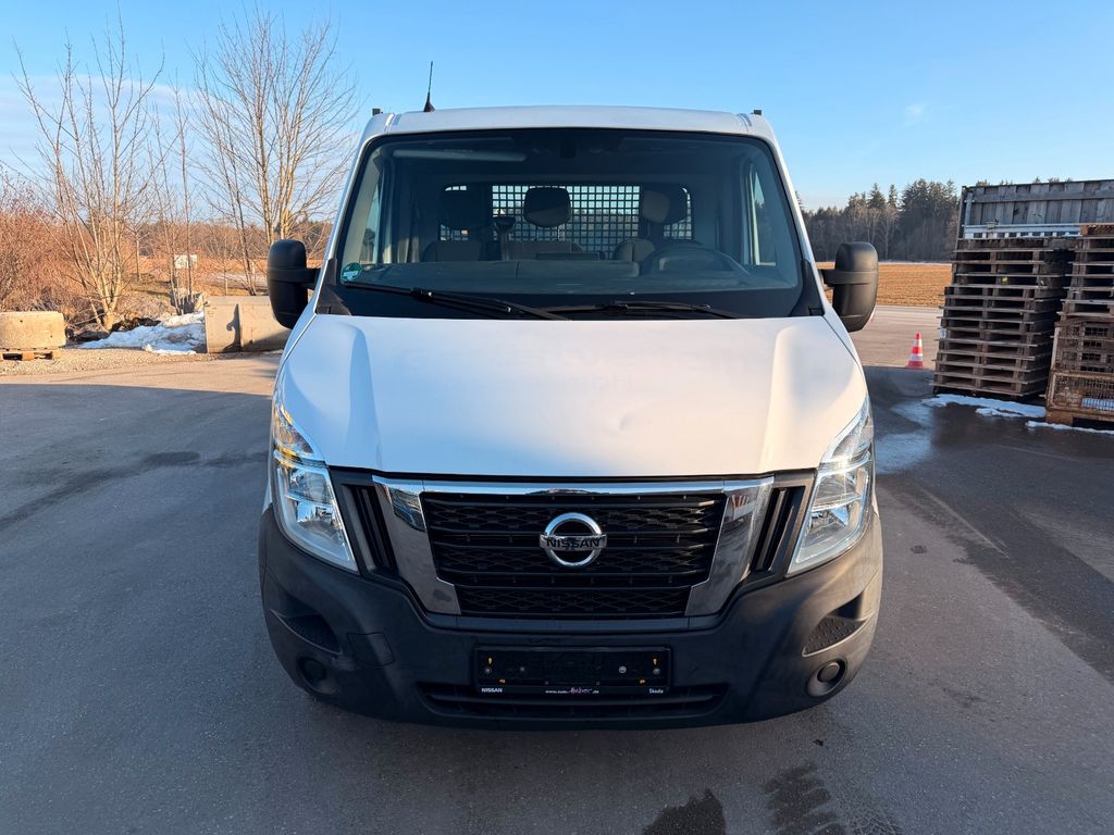 Nissan NV400
