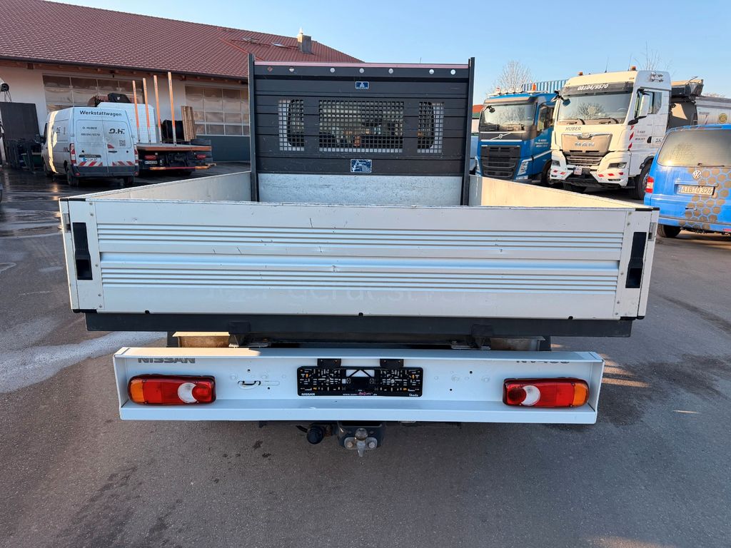 Nissan NV400