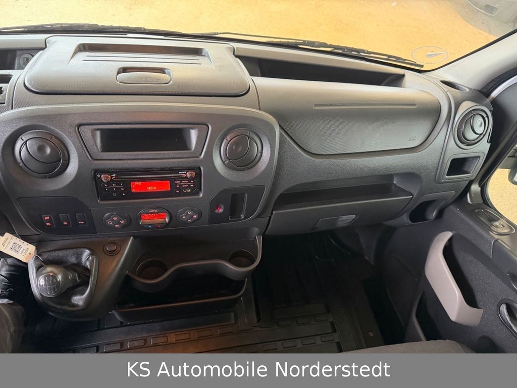 Nissan NV400