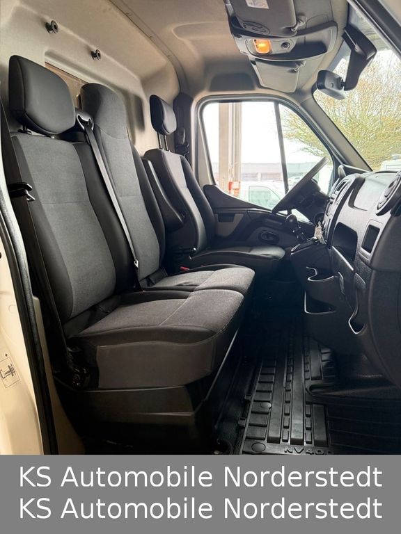 Nissan NV400
