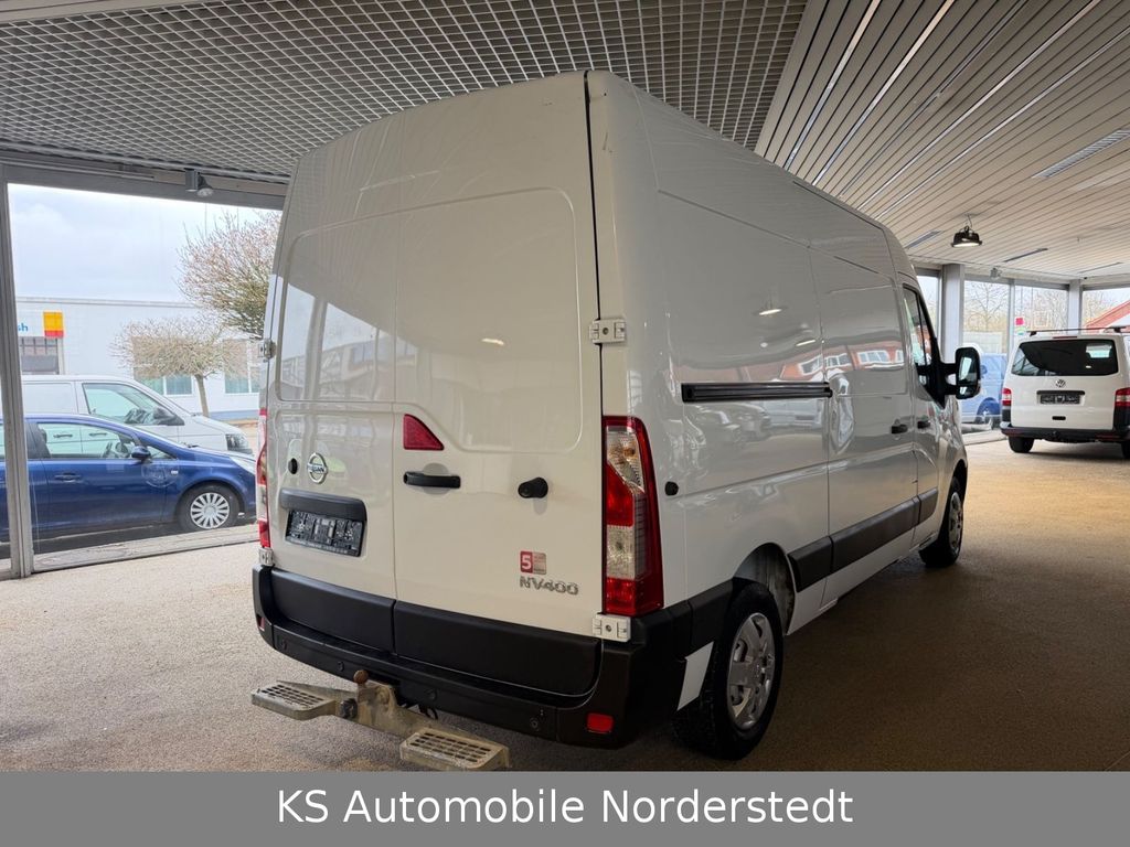 Nissan NV400