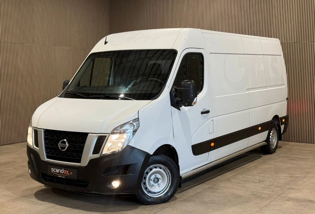 Nissan NV400