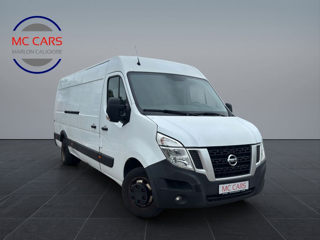 Nissan NV400