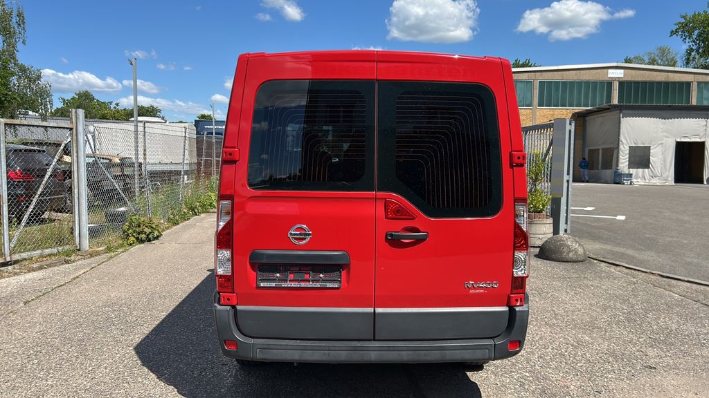 Nissan NV400