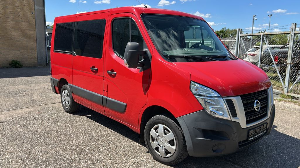 Nissan NV400