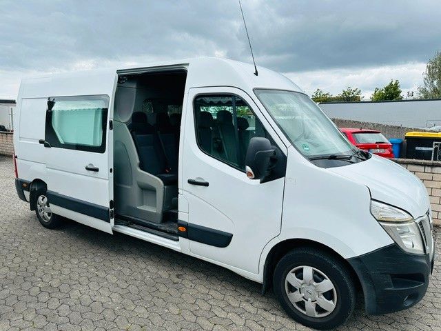 Nissan NV400
