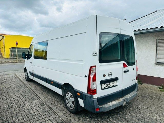 Nissan NV400