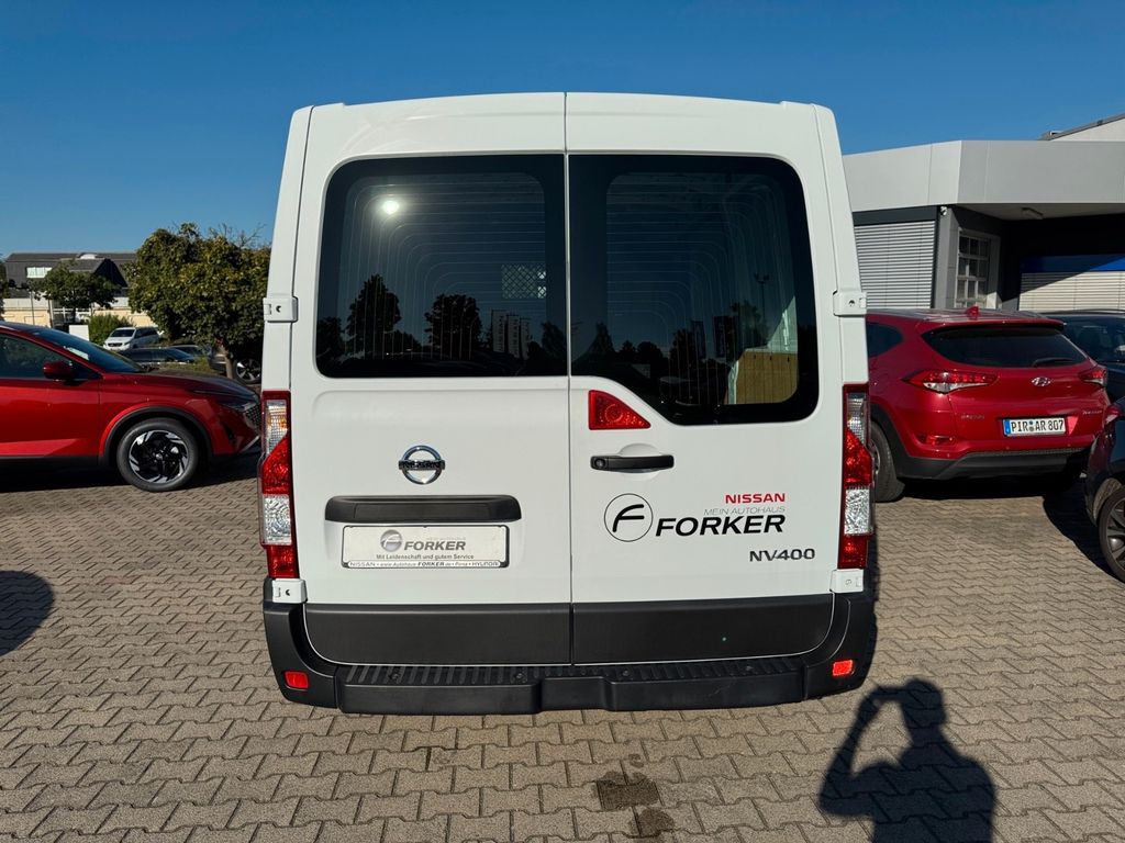 Nissan NV400
