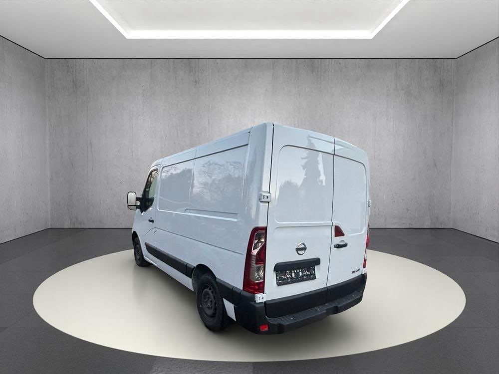 Nissan NV400