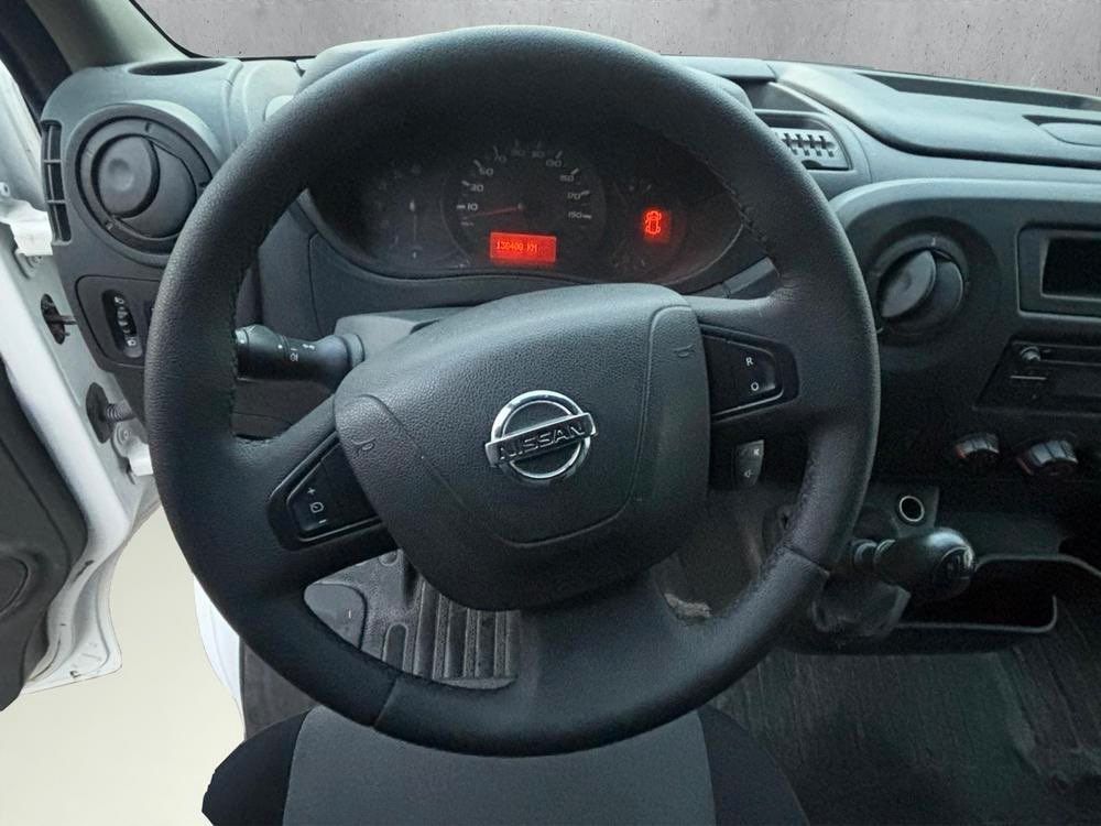 Nissan NV400