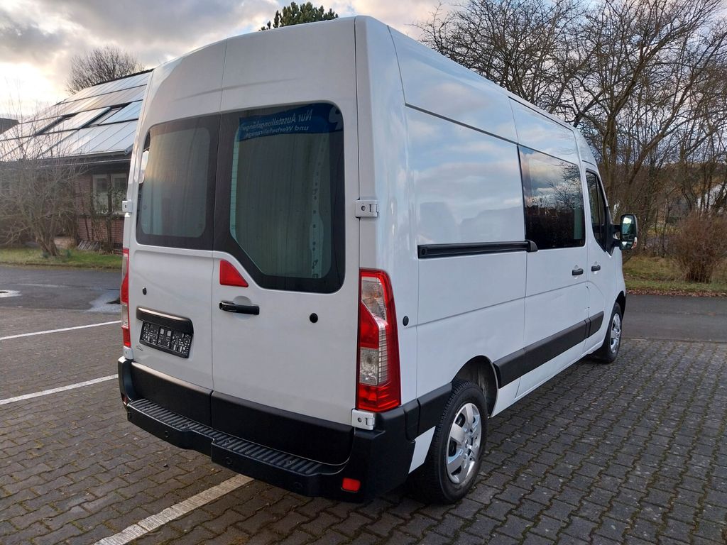Nissan NV400