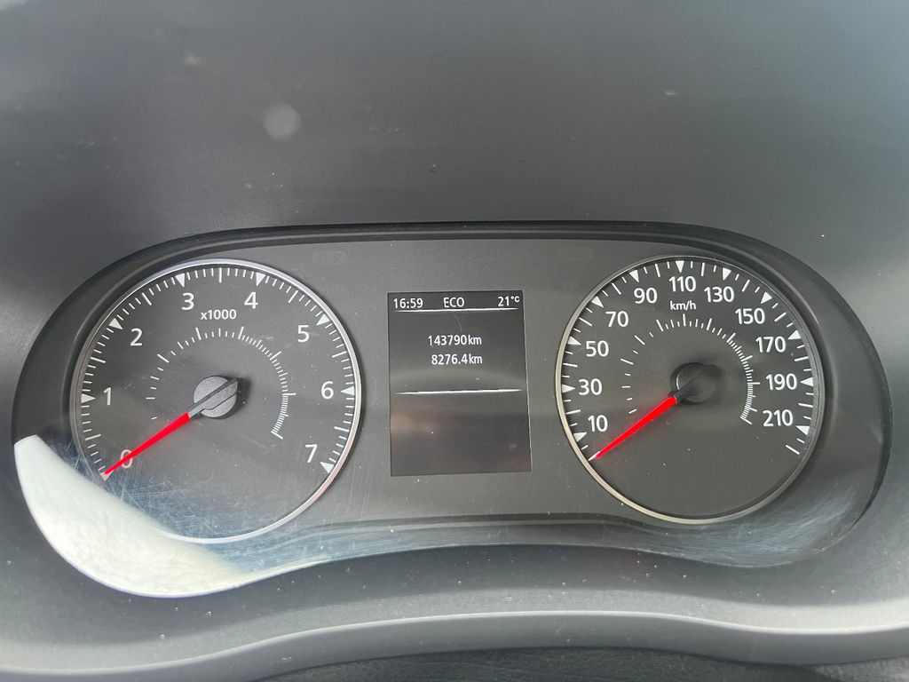 Nissan NV400