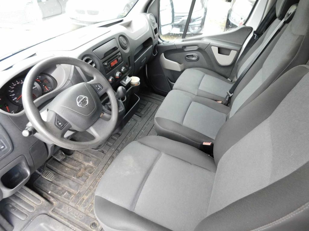 Nissan NV400