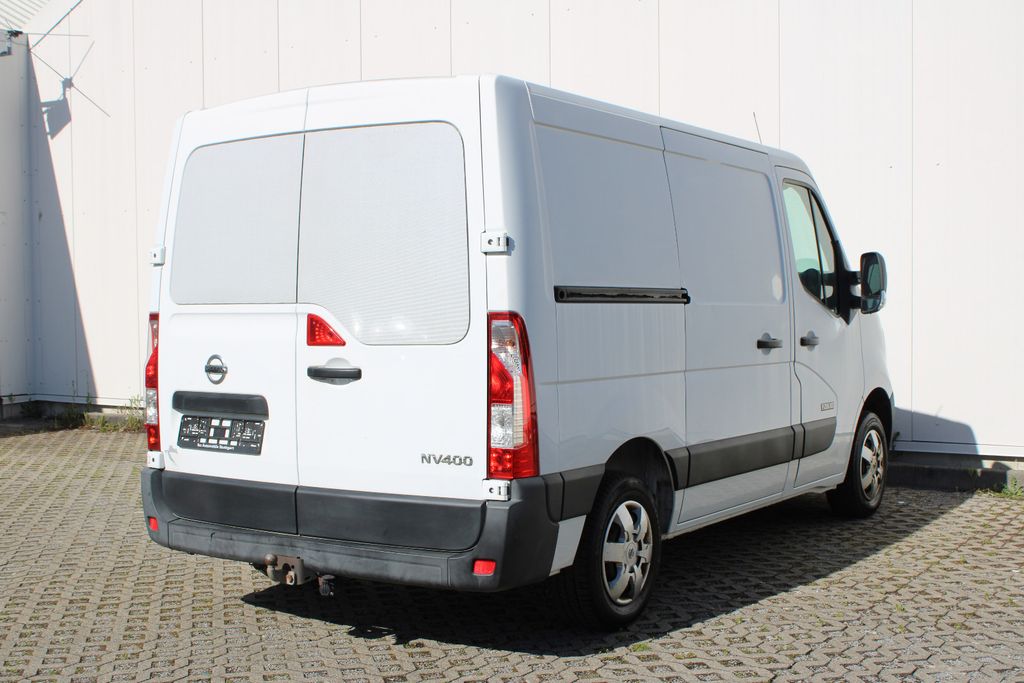 Nissan NV400