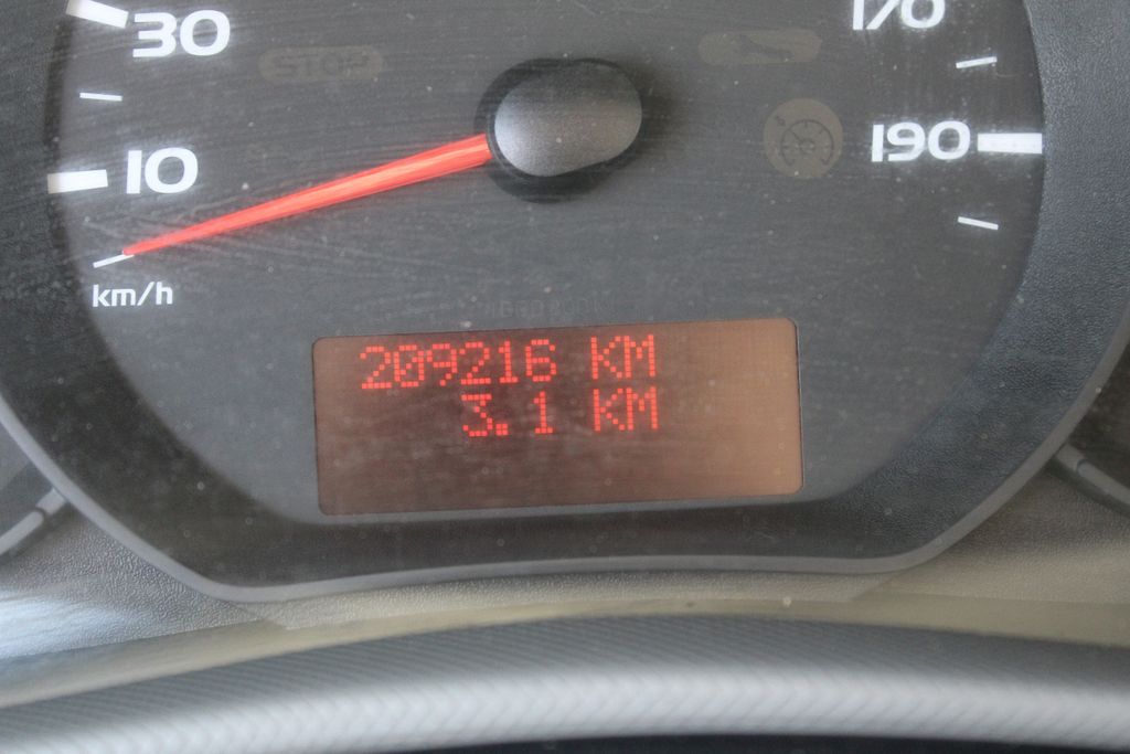 Nissan NV400