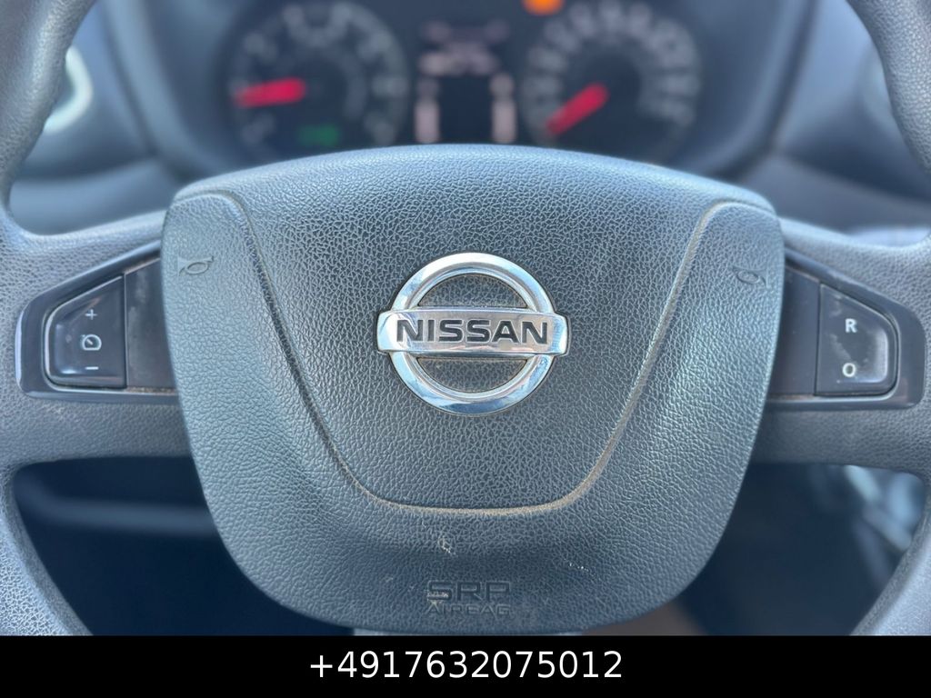 Nissan NV400